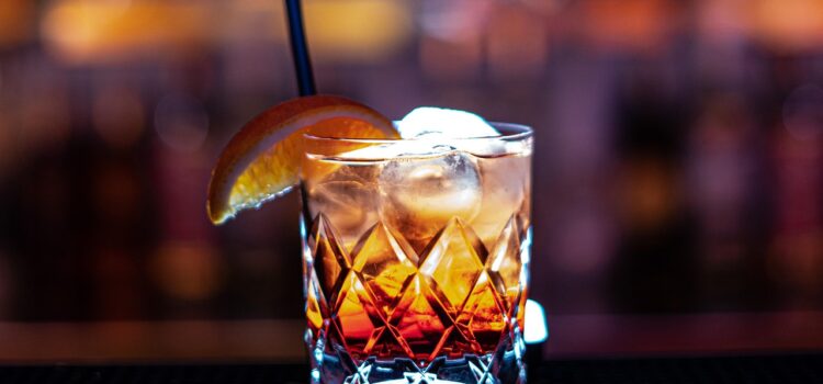 Populiariausi vakarėlių kokteiliai 2026 metais